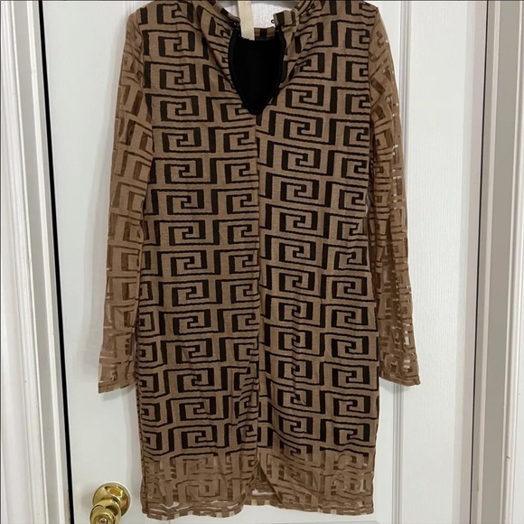 Little brown dress mini sheer fully lined - Picture 3 of 4